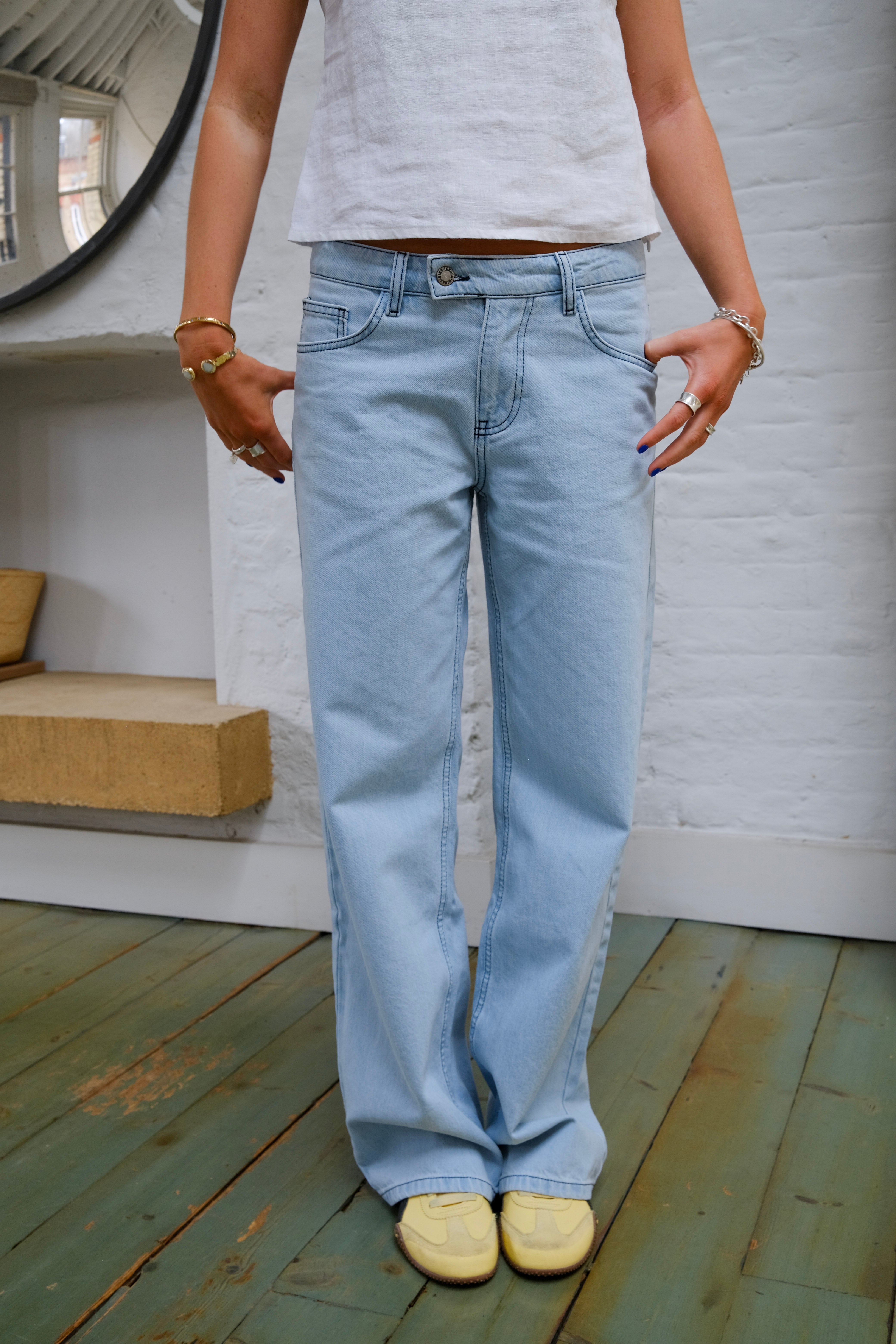 Nina Jeans - Light Wash Secondary image