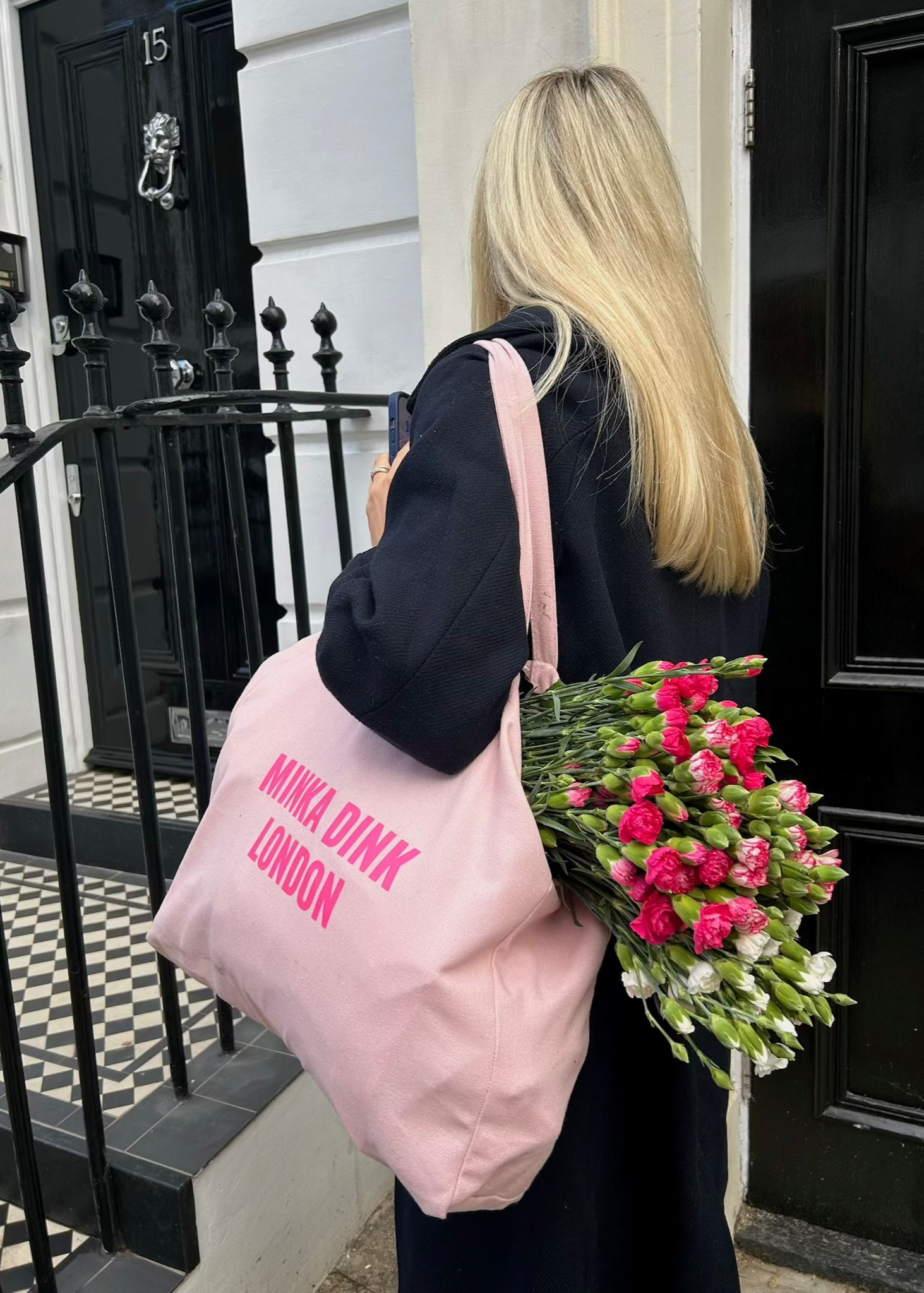 Minka Tote Bag Main image