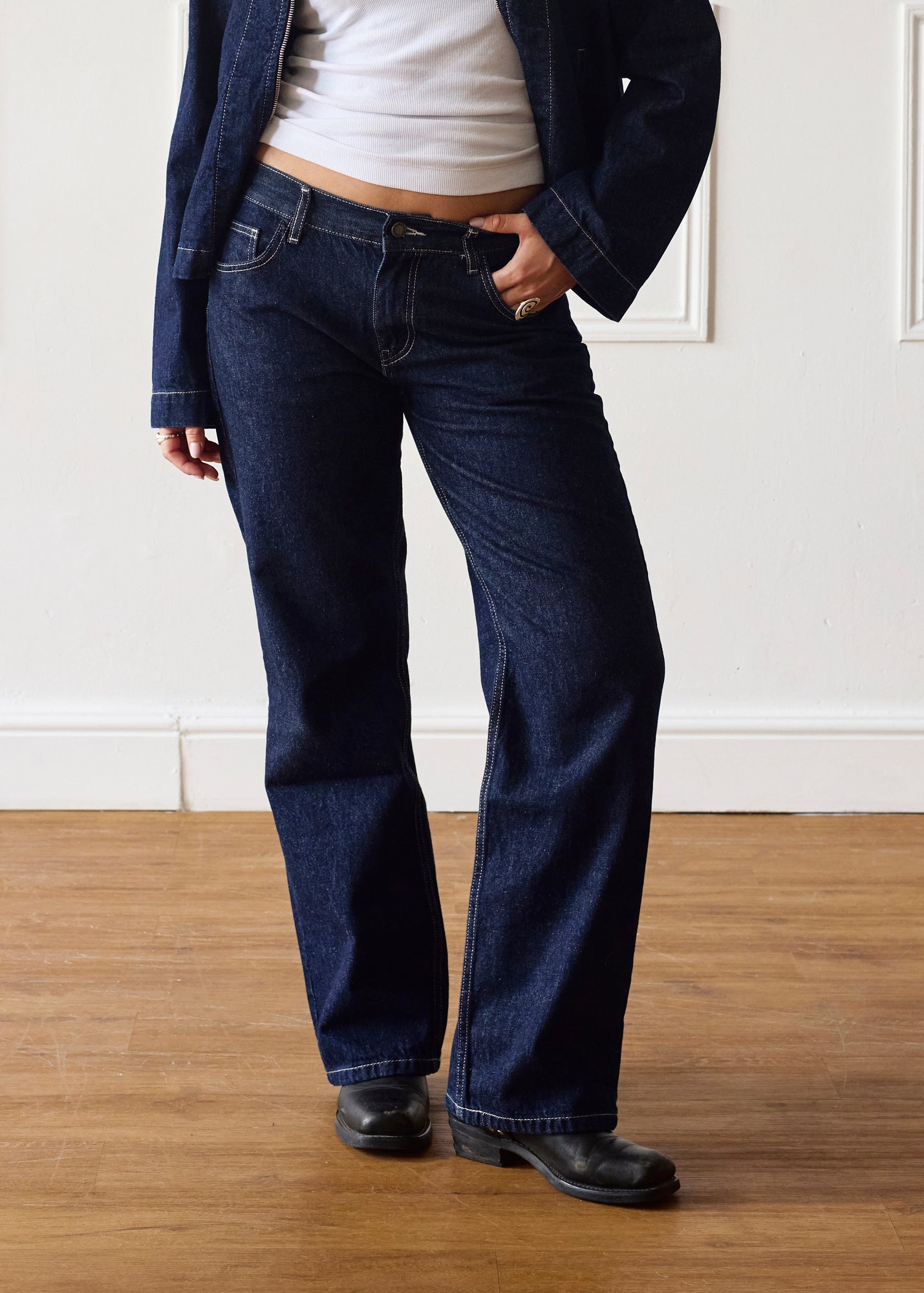Hani Jeans - Dark Wash